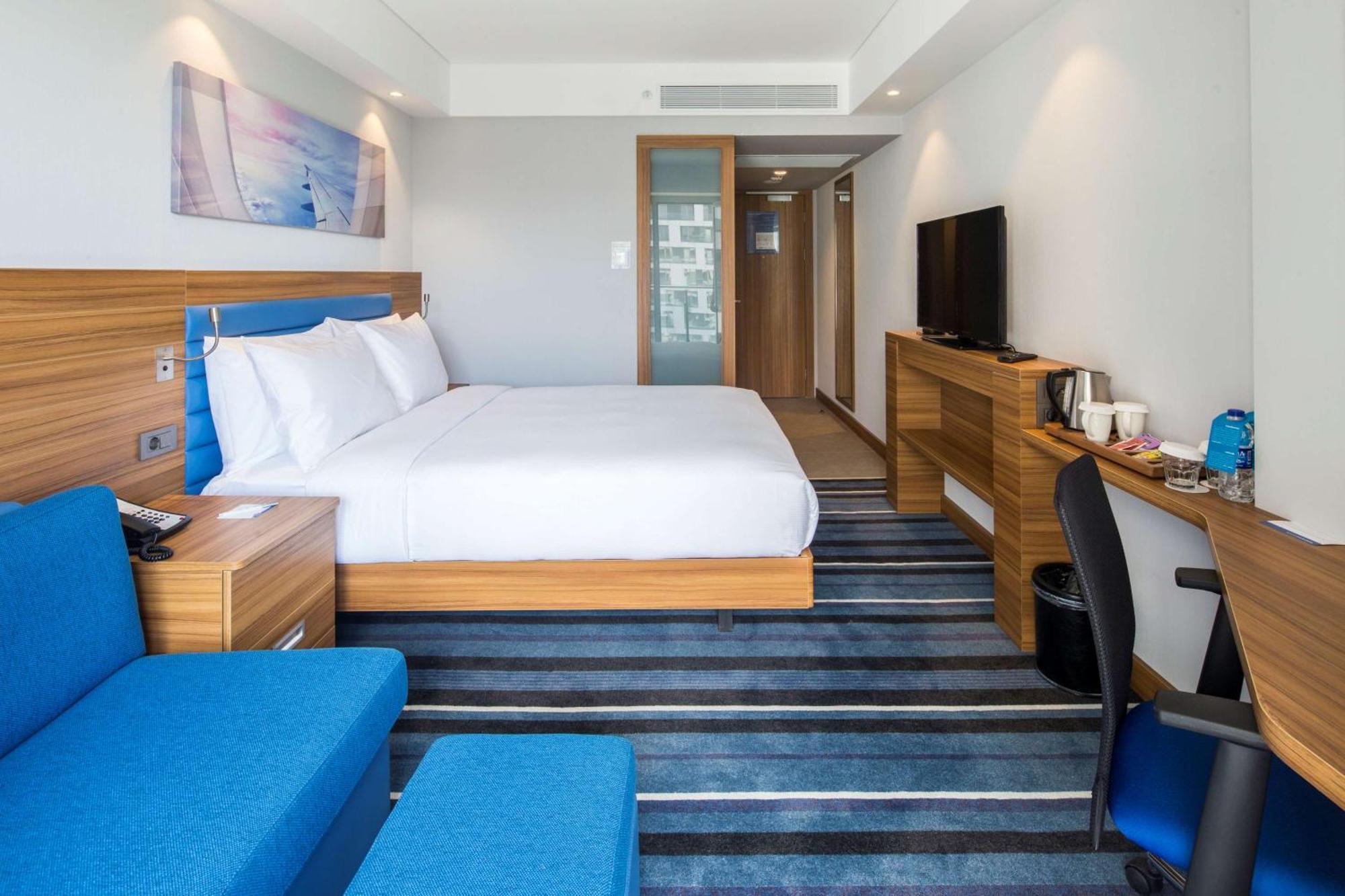 Hampton By Hilton Istanbul Kurtkoy Hotel Eksteriør billede